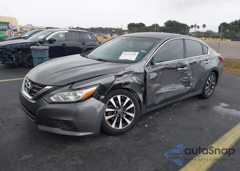 2017 Nissan Altima 2.5 Sv z USA, uszkodzony, nr VIN 1N4AL3APXHC219766